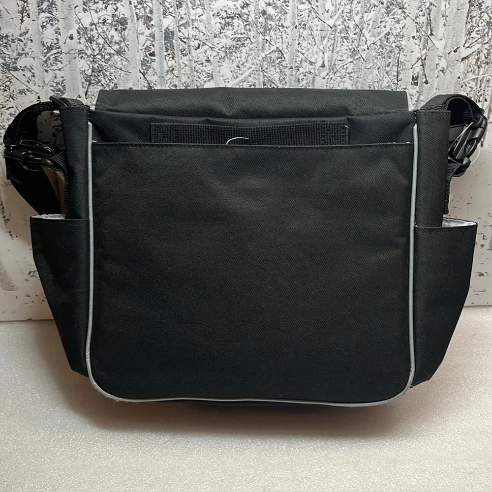 Skip Hop Dash Messenger Diaper Bag Black